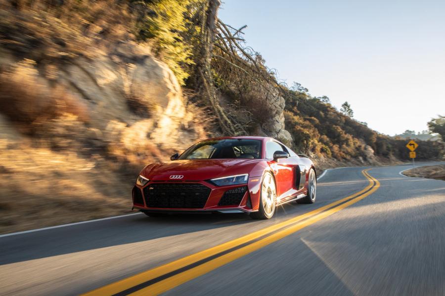  Audi R8 V10 Performance 2019 года  (NA) (фото 37 из 62)